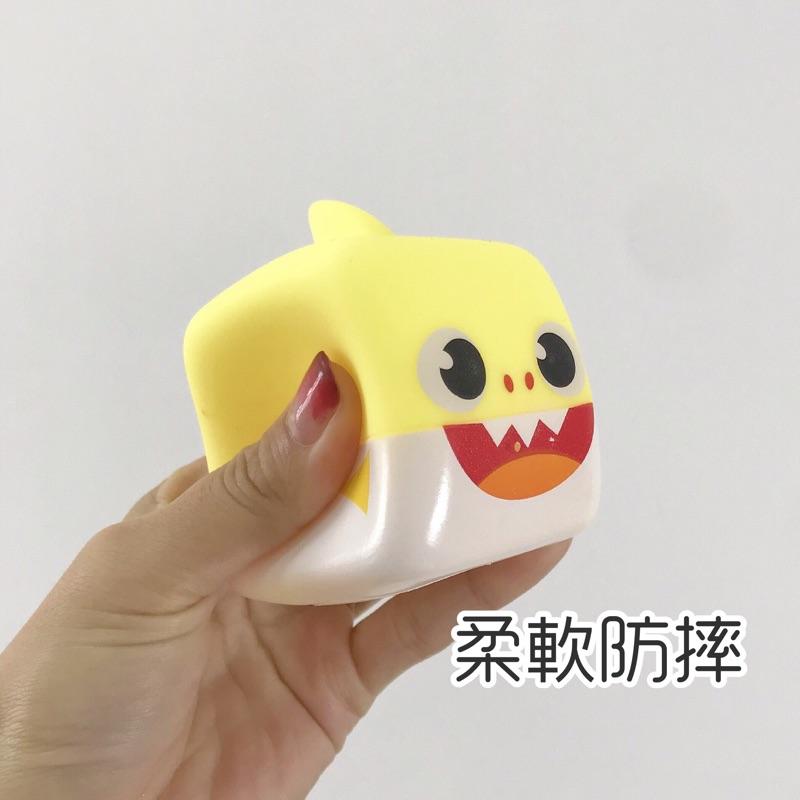[現貨]鯊魚寶寶一家發光洗澡玩具 Baby shark音樂玩具-細節圖4