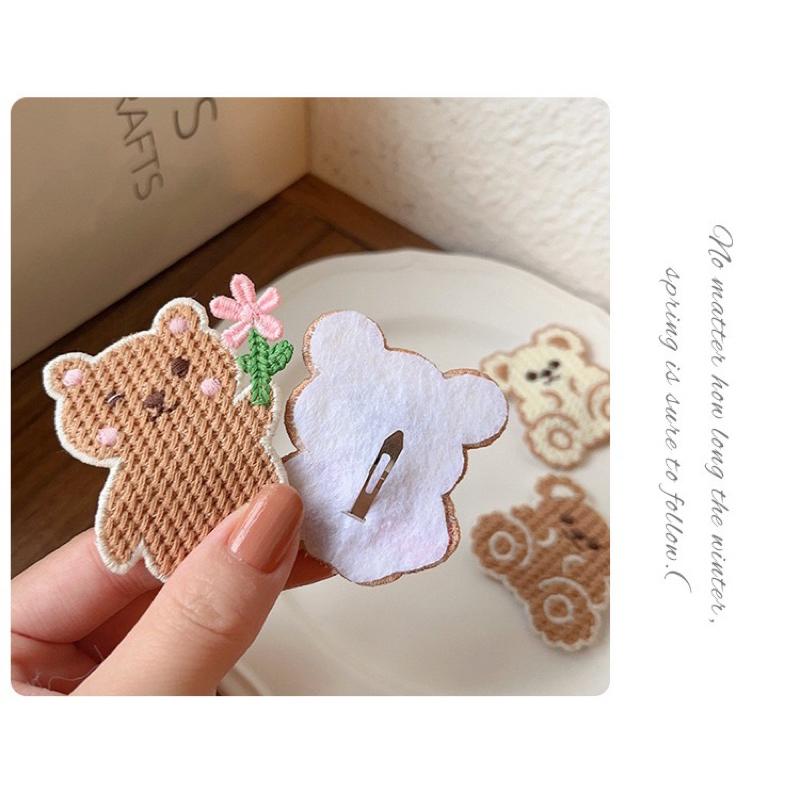 [現貨]寶寶可愛小熊毛線編織髮夾 女寶碎髮邊夾 刺繡圖案瀏海夾-細節圖3