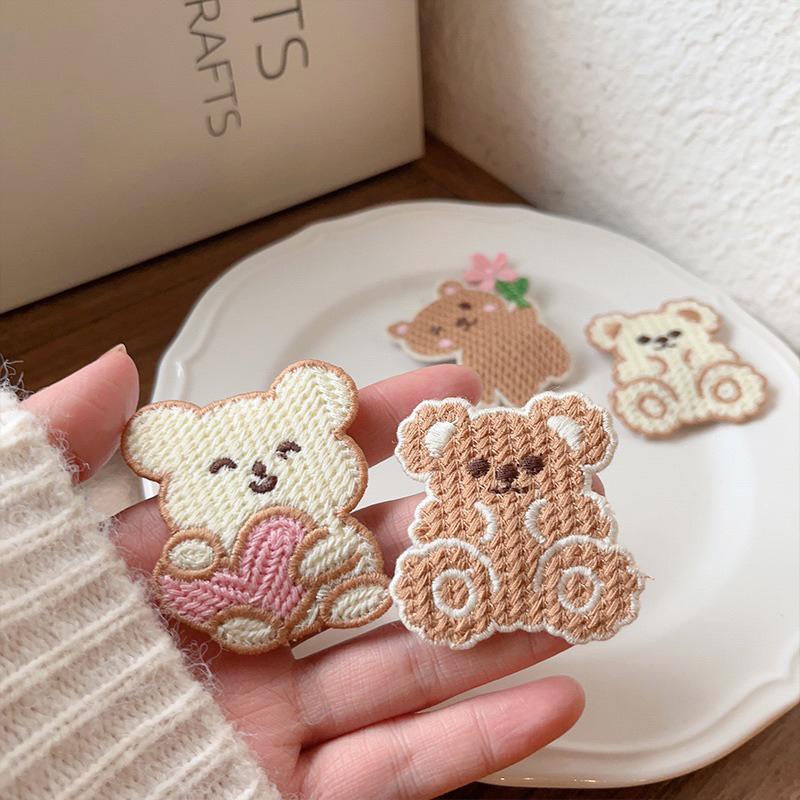 [現貨]寶寶可愛小熊毛線編織髮夾 女寶碎髮邊夾 刺繡圖案瀏海夾-細節圖5