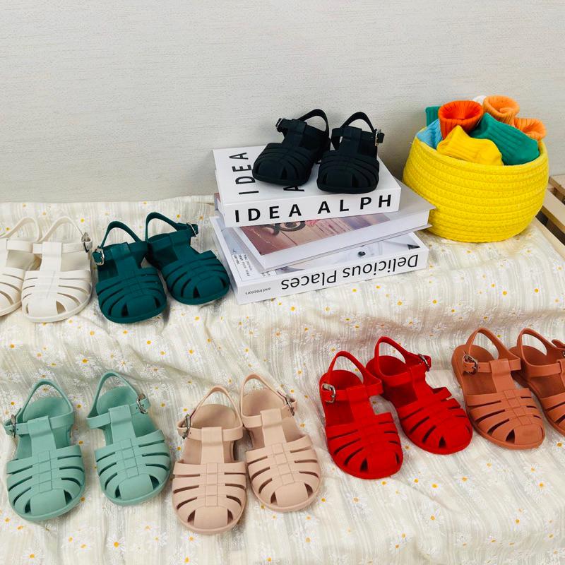 [現貨] 女童橡膠軟底防水涼鞋 編織款沙灘鞋 包頭公主鞋 果凍鞋-細節圖3