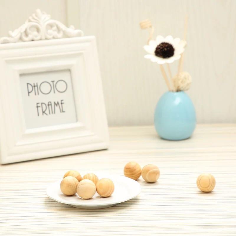 [現貨]衣櫃防潮球 樟木球（5入）-細節圖3