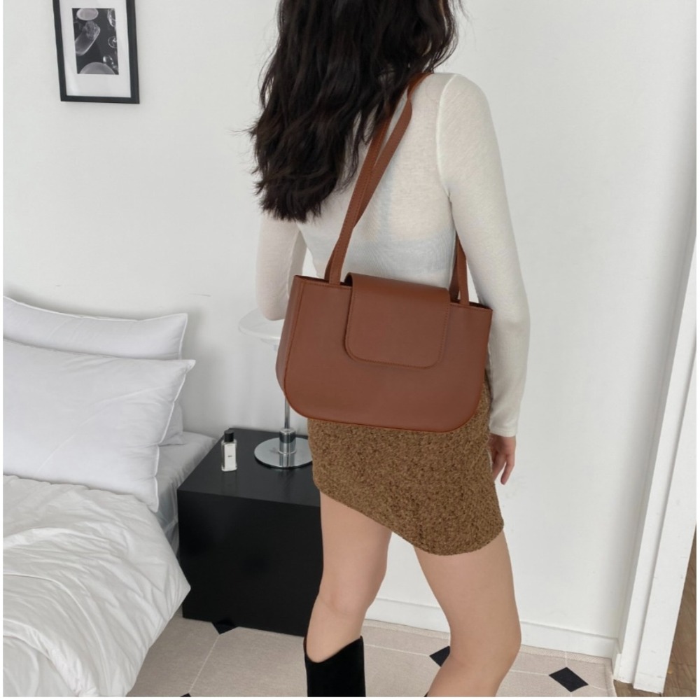 VOS AMO韓國嚴選流行女包-韓國熱銷款純色翻蓋皮革單肩包(6色)-細節圖6