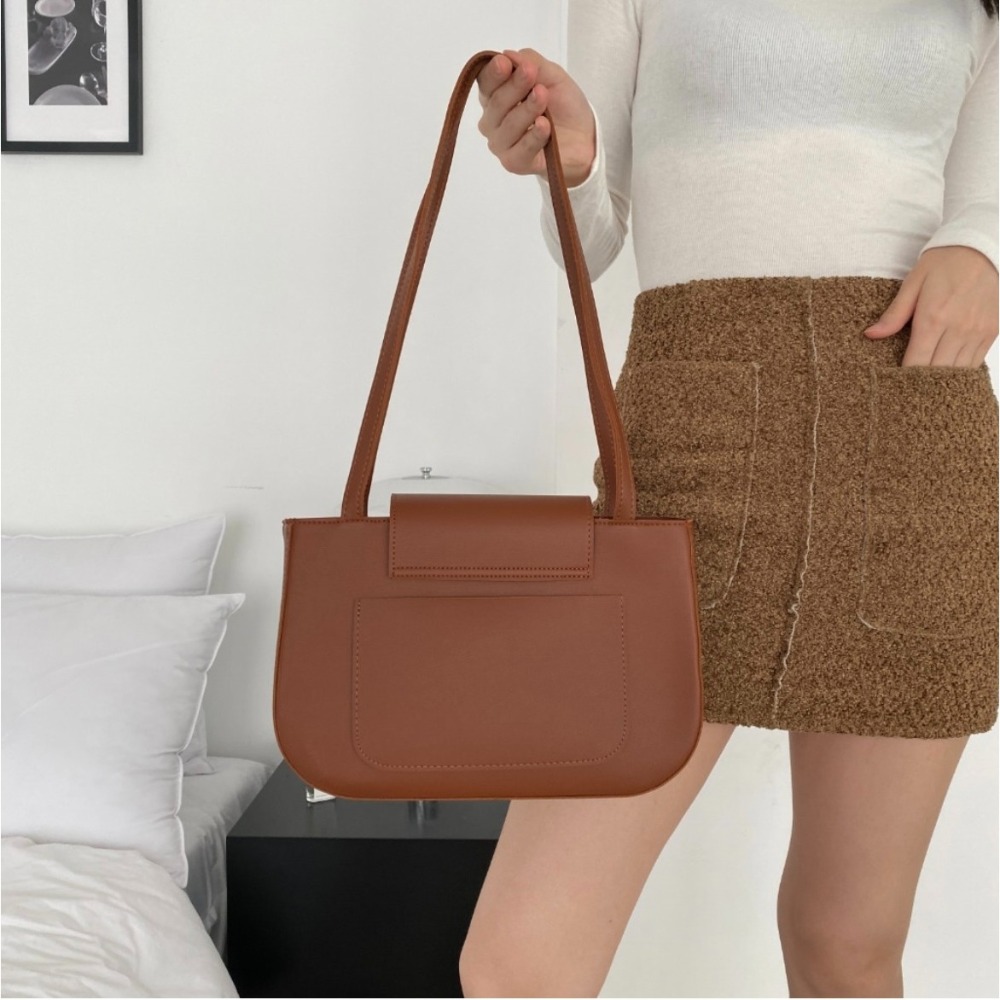 VOS AMO韓國嚴選流行女包-韓國熱銷款純色翻蓋皮革單肩包(6色)-細節圖11