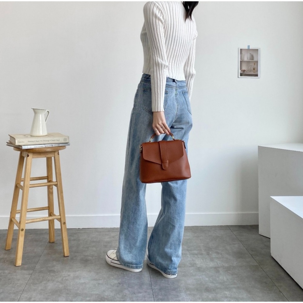 VOS AMO韓國嚴選流行女包-韓國熱銷款純色翻蓋皮革手提/單肩包-細節圖2