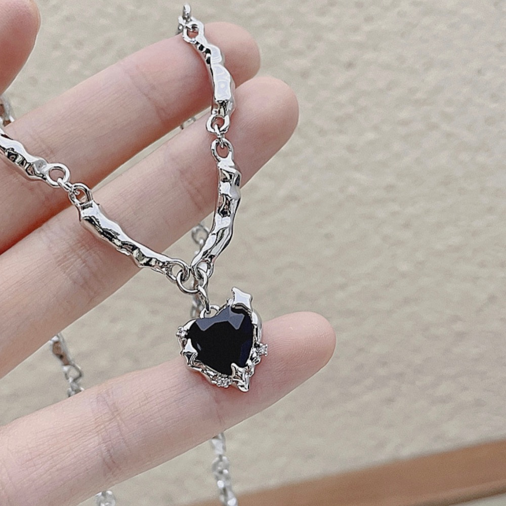 現貨 【23.𝙨𝙩𝙪𝙙𝙞𝙤】小眾設計黑色愛心🖤鋯石項鍊 高級感甜酷鎖AC01-細節圖2