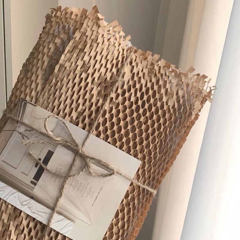 【台灣現貨】蜂巢紙 蜂窩紙 緩衝紙 緩衝包材 環保包材 氣泡布 泡泡紙 氣泡紙 泡泡布 禮品包裝 包裝紙 門外貓-細節圖8