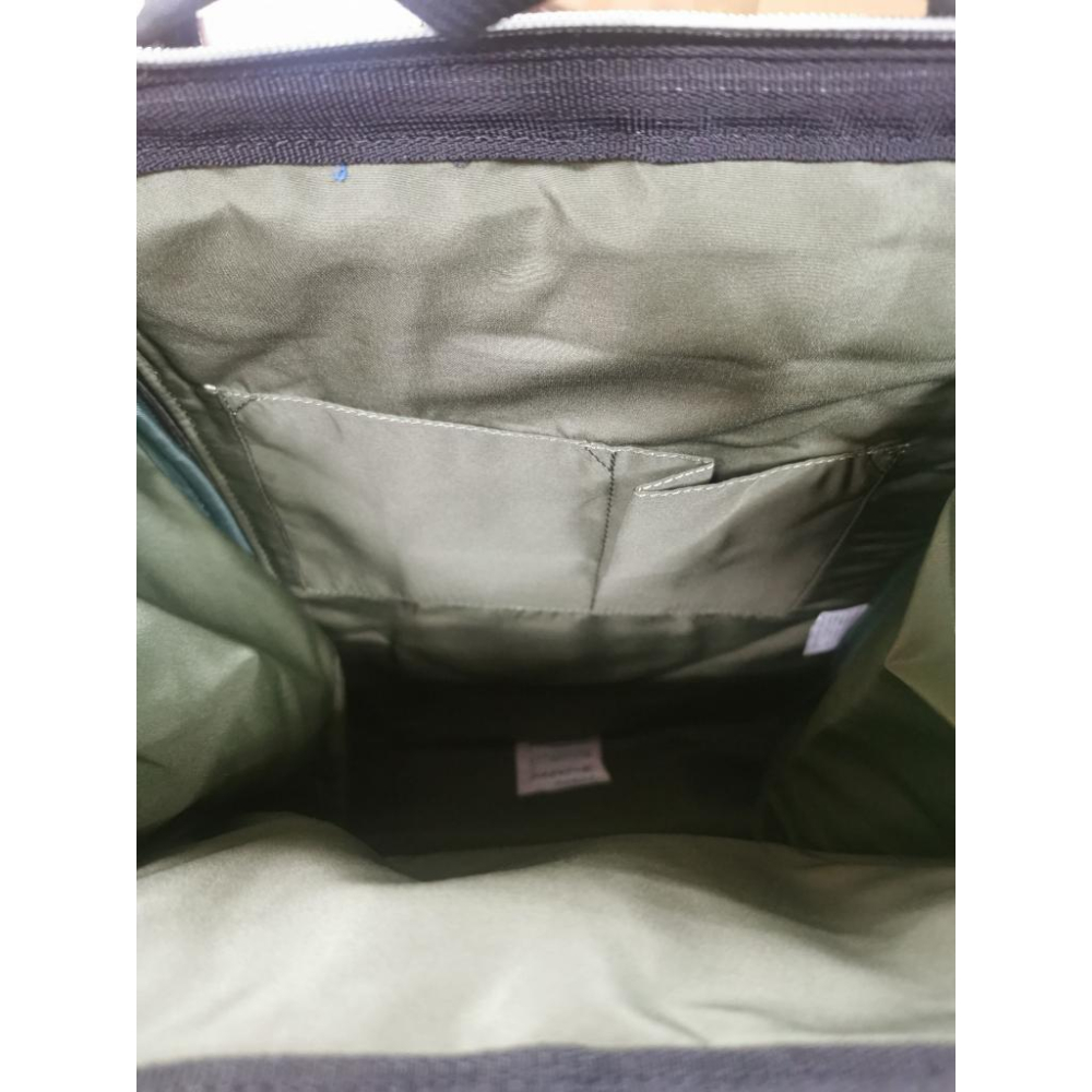 日本高人氣 上班上學 外出 牛津布大開口大容量後背包 棕綠配色特別版 數量有限-細節圖2