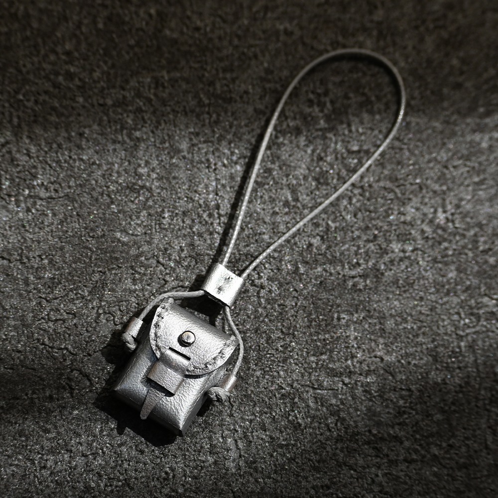 原創∆皮革小方包∆(需預購)-細節圖3