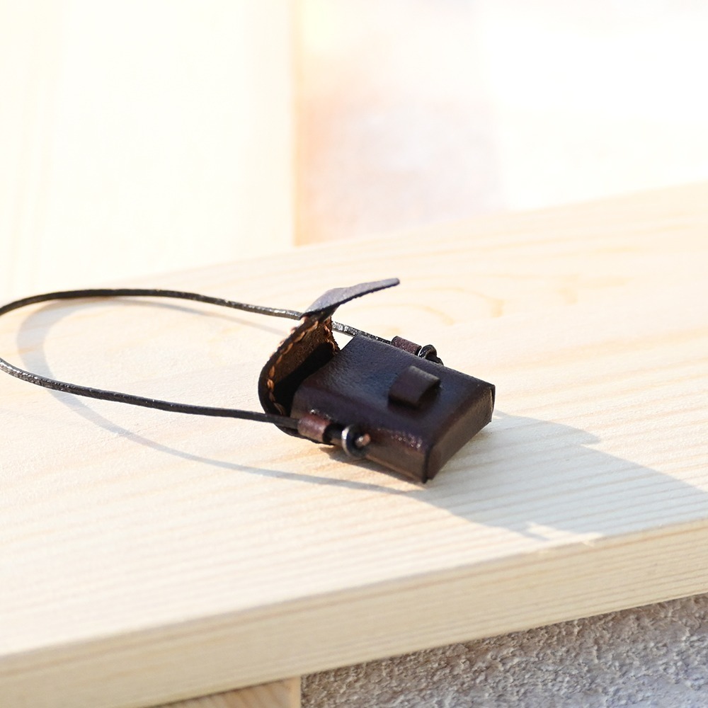 原創∆皮革小方包∆(需預購)-細節圖5