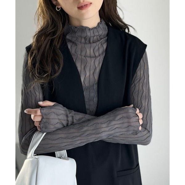 Classical Elf. 甜美袖口開洞波浪紋透膚上衣 - 炭灰M-細節圖3