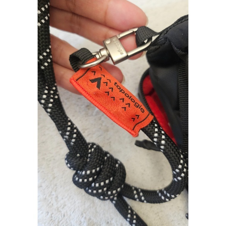 Topologie 大款水瓶包 附贈背帶 現貨特價-細節圖6