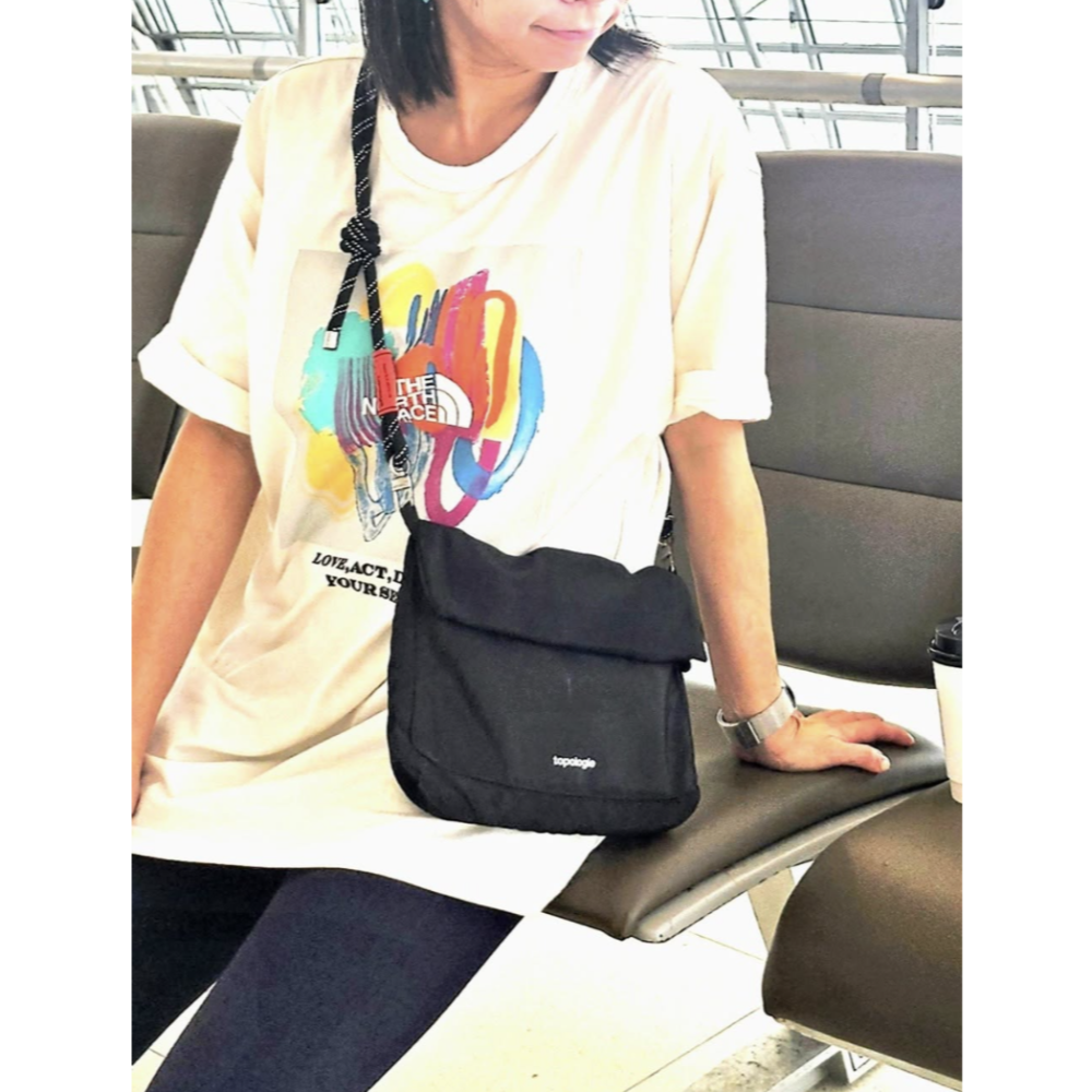 topologie/  Musette 翻蓋小號隨身包附贈背帶-細節圖3