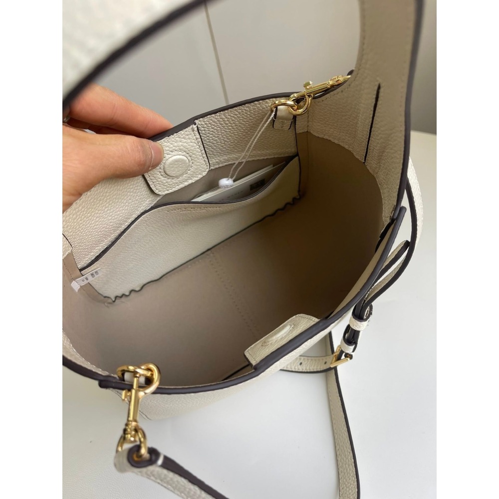 Tory Burch 菜籃子水桶包-細節圖7