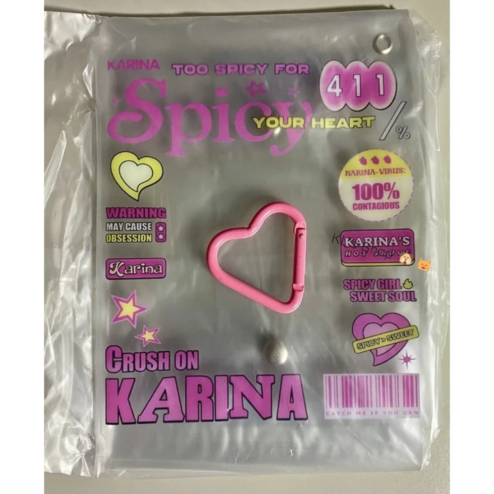 aespa Karina 飯製娃娃 辣妹柚 10公分 吊飾 娃包 出生證 貼紙 立牌 鑰匙圈 徽章-規格圖8