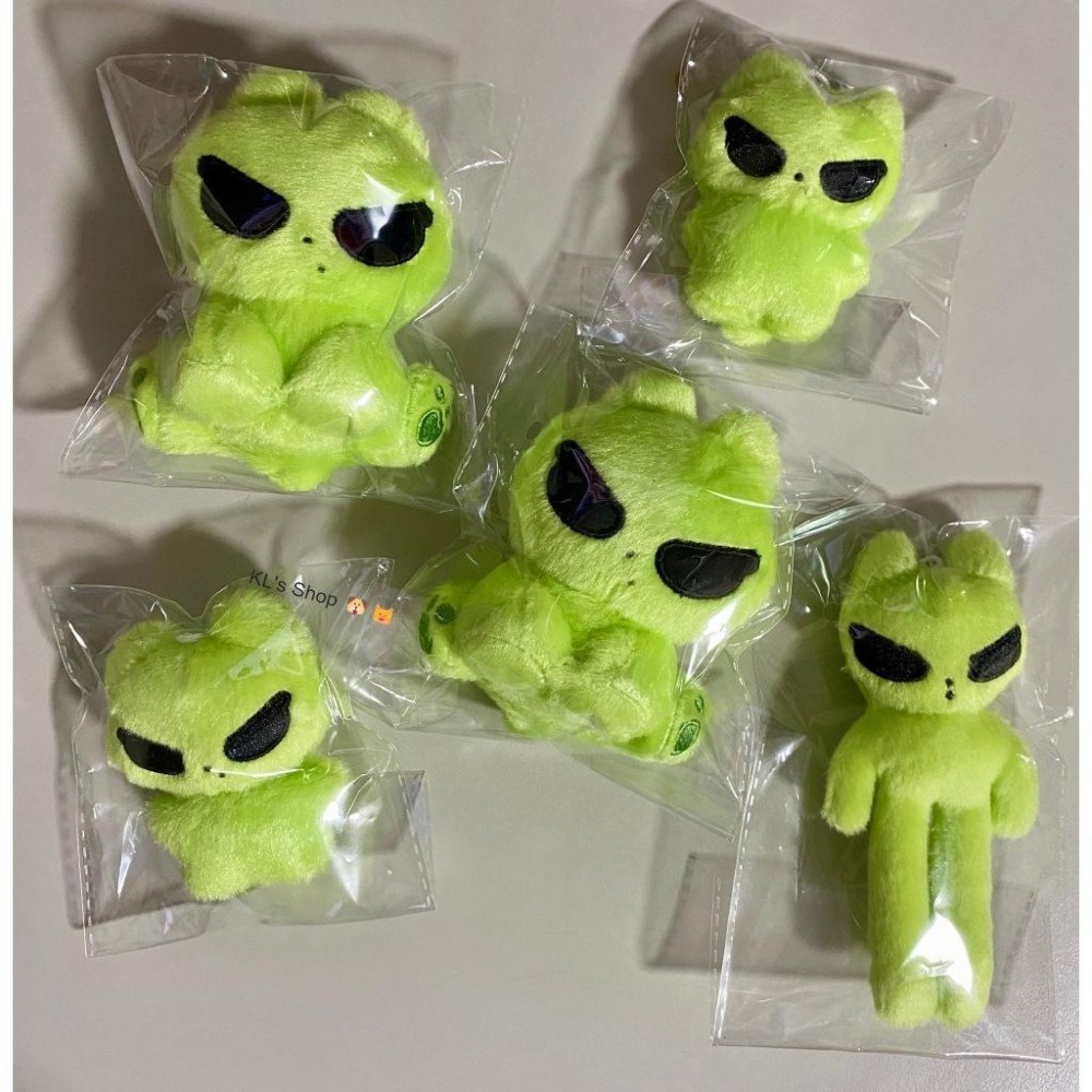 aespa Karina JUST 外星 大貓 小貓 長腿貓 坐姿貓 外星貓系列 韓站-細節圖2