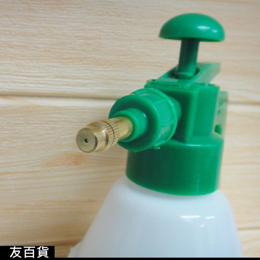 《友百貨》名仕 氣壓銅頭噴霧器 800ml 氣壓噴瓶 噴槍頭 噴水壺 噴水器 消毒壺 灑水壺 園藝用具 CHJ519-細節圖3