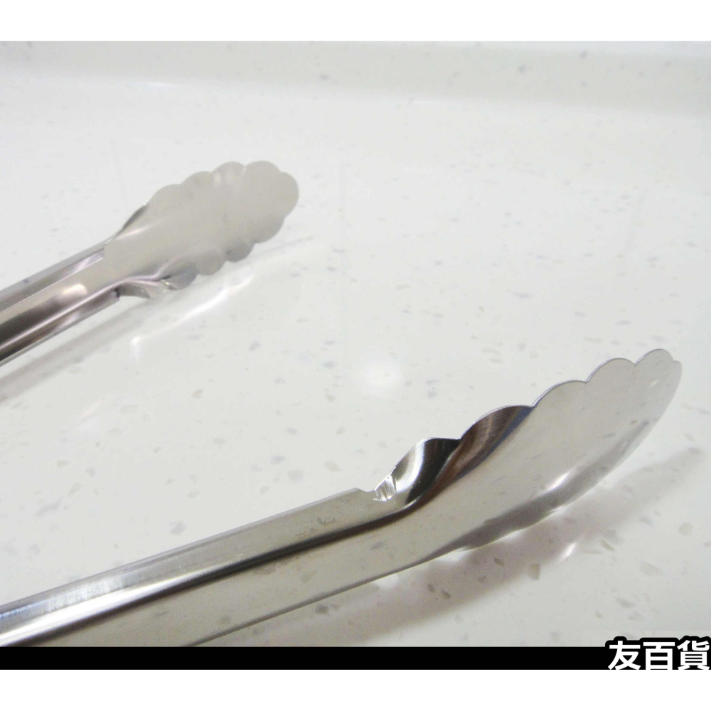 不鏽鋼多功能食品夾 紅柄梅花夾 不鏽鋼梅花夾 不鏽鋼防燙夾 麵包夾 烤肉夾 牛排夾 披隡夾 夾子《友百貨》-細節圖6