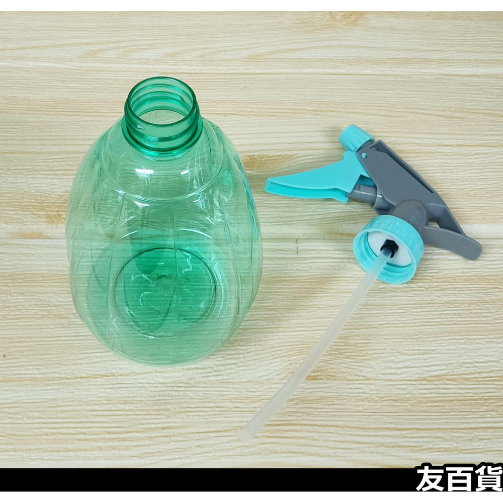 《友百貨》手壓式噴水瓶500ml 園藝噴瓶 澆花器 噴槍瓶 噴罐 噴霧瓶 噴水壺 分裝瓶 美髮噴瓶 園藝用具 顏色隨機-細節圖6