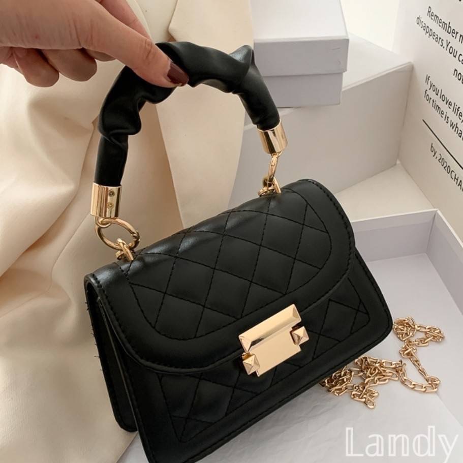 ღ 𝕃𝕒𝕟𝕕𝕪 ღ ｛現+預購｝夏季百搭女包包2023流行新款潮流 時尚金鏈條斜肩手提小方包-細節圖4