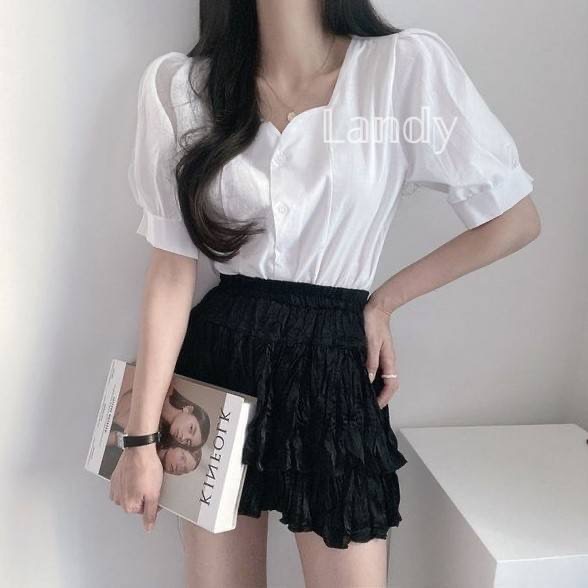 ღ 𝕃𝕒𝕟𝕕𝕪 ღ ｛現貨｝#061 設計感泡泡袖氣質上衣 韓系時尚百搭上衣-細節圖2