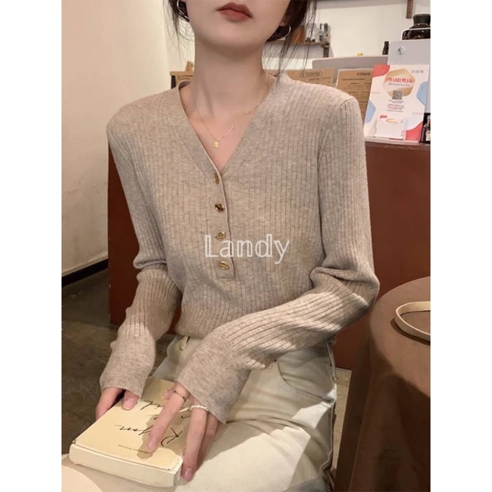 ღ 𝕃𝕒𝕟𝕕𝕪 ღ ｛現+預購｝#093 v領打底衣 女秋季高級感 2023新款秋裝法式修身内搭毛衣針織衫上衣-細節圖3