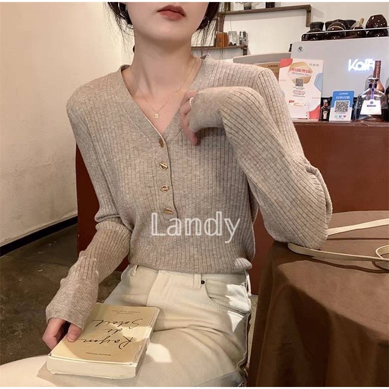 ღ 𝕃𝕒𝕟𝕕𝕪 ღ ｛現+預購｝#093 v領打底衣 女秋季高級感 2023新款秋裝法式修身内搭毛衣針織衫上衣-細節圖5