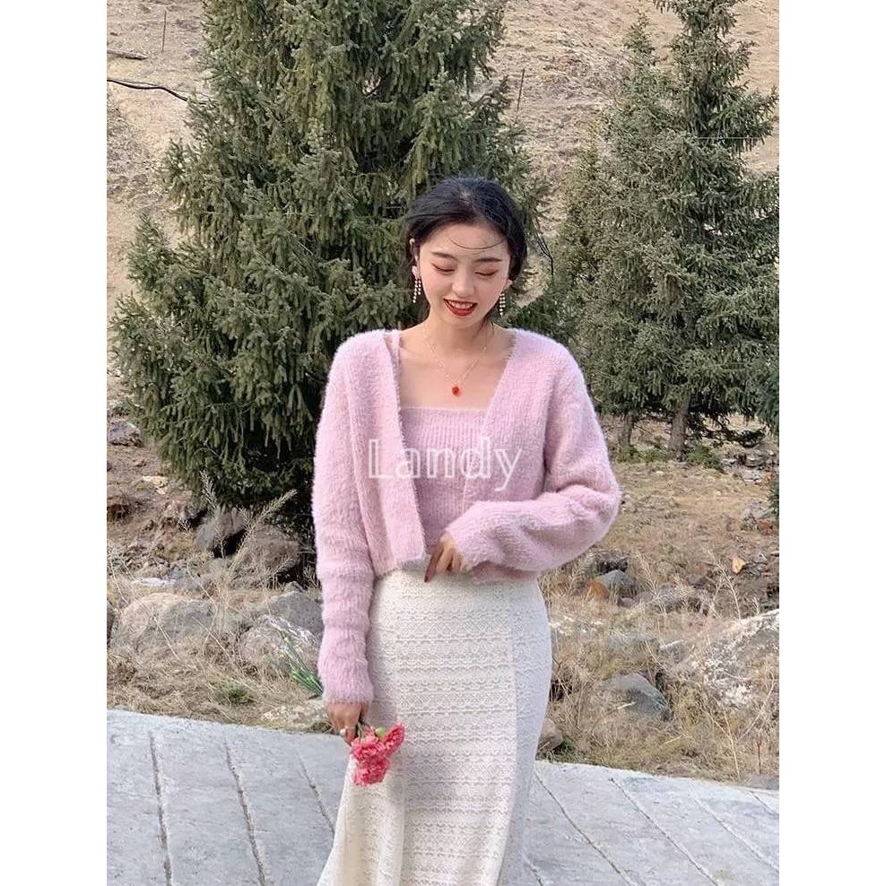 ღ 𝕃𝕒𝕟𝕕𝕪 ღ ｛現貨｝#116 秋冬款水貂毛毛衣+水貂毛吊帶背心 歐膩粉色兩件套裝-細節圖5