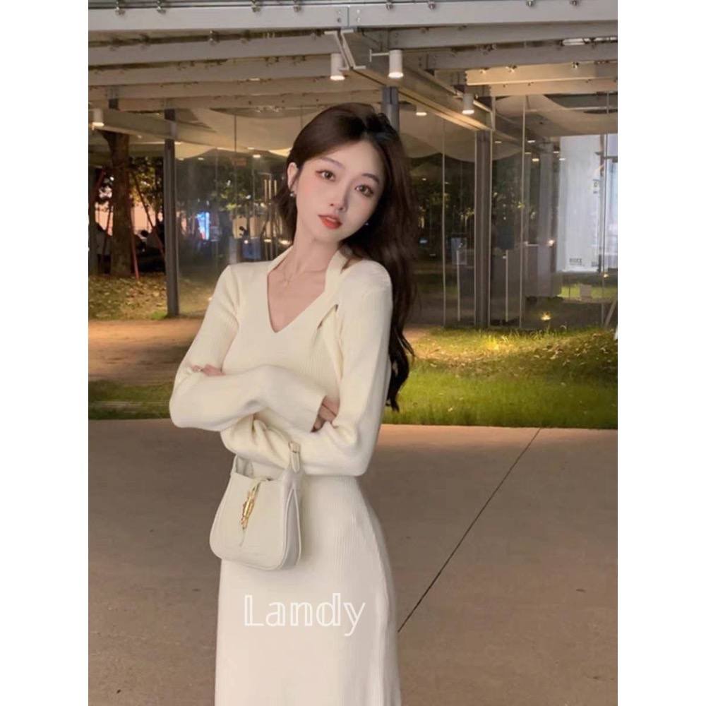 ღ 𝕃𝕒𝕟𝕕𝕪 ღ ｛現+預購｝#127  2023冬季流行爆款設計感 掛脖修身針織連衣裙女 收腰顯瘦新款長裙-細節圖8