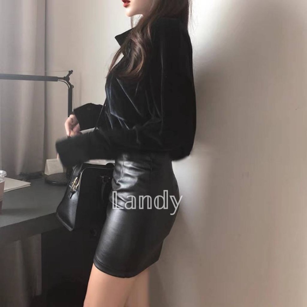 ღ 𝕃𝕒𝕟𝕕𝕪 ღ ｛預購｝#147 黑色包臀小皮裙秋季 2023新款高腰短款半身裙 性感包裙緊身短裙子-細節圖3