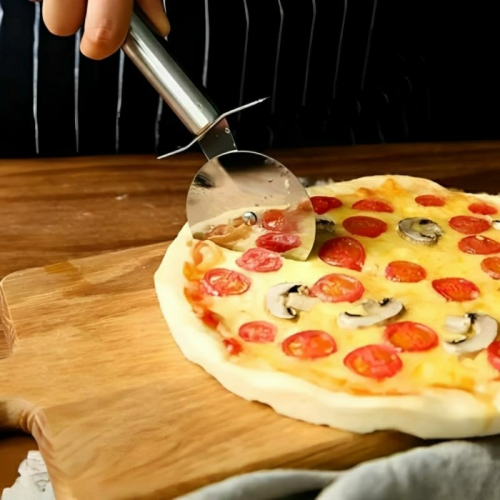 不鏽鋼批薩滾輪切刀,披薩不銹鋼滾刀,廚房烘焙pizza切片刀,比薩切割器滾輪