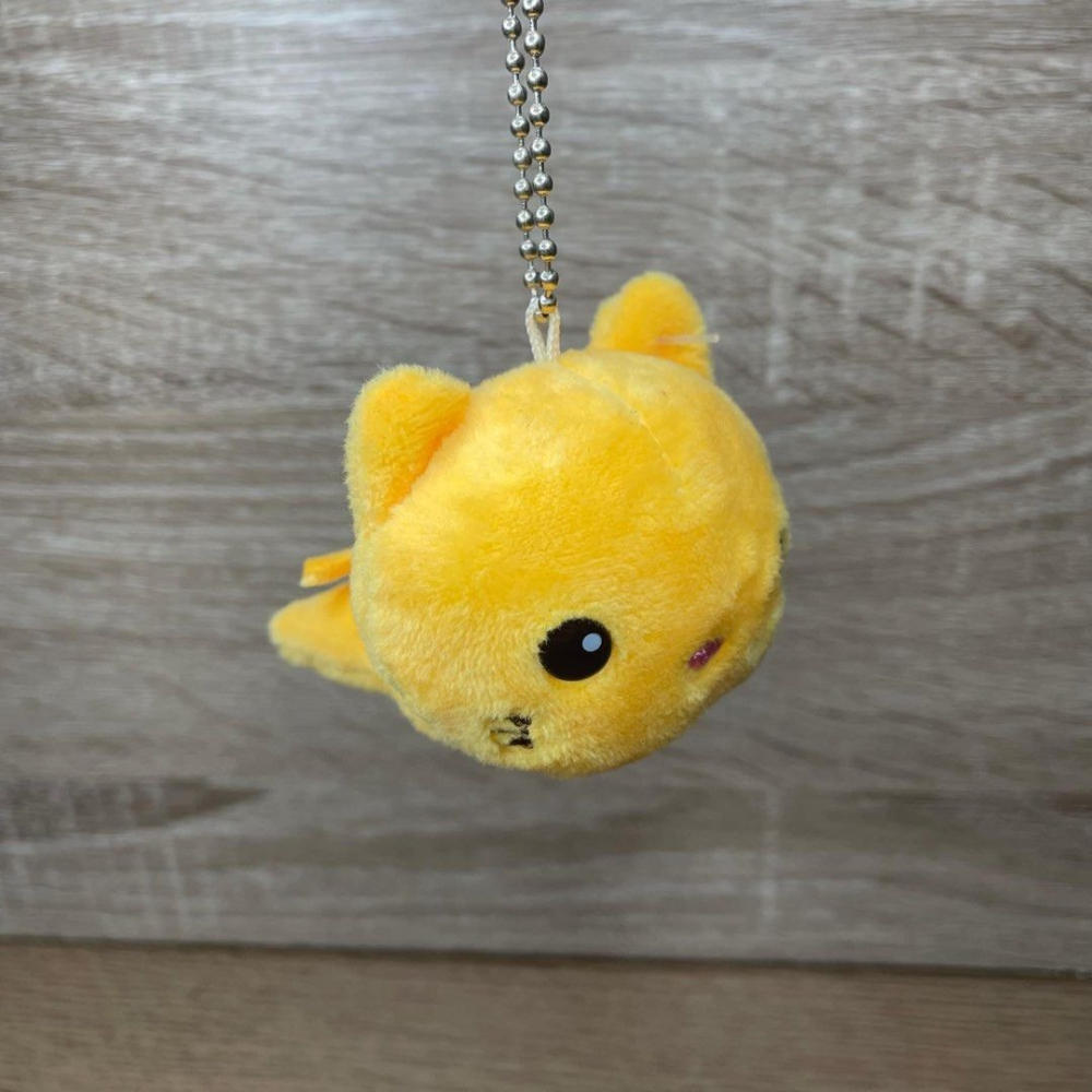 黃色趴姿小貓毛絨娃娃吊飾,可愛貓咪絨毛玩偶,包包裝飾小物鑰匙圈-細節圖2