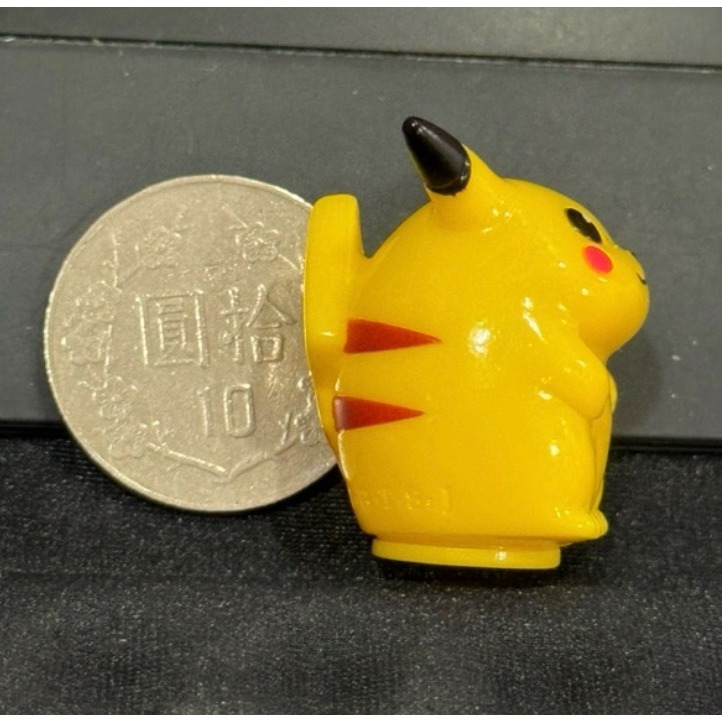 日本 正版 早期 皮卡丘 小隻 公仔 單隻售價 人偶 空心 硬塑膠 非軟膠 神奇寶貝 寶可夢 日版 老物 可愛 任天堂-細節圖8