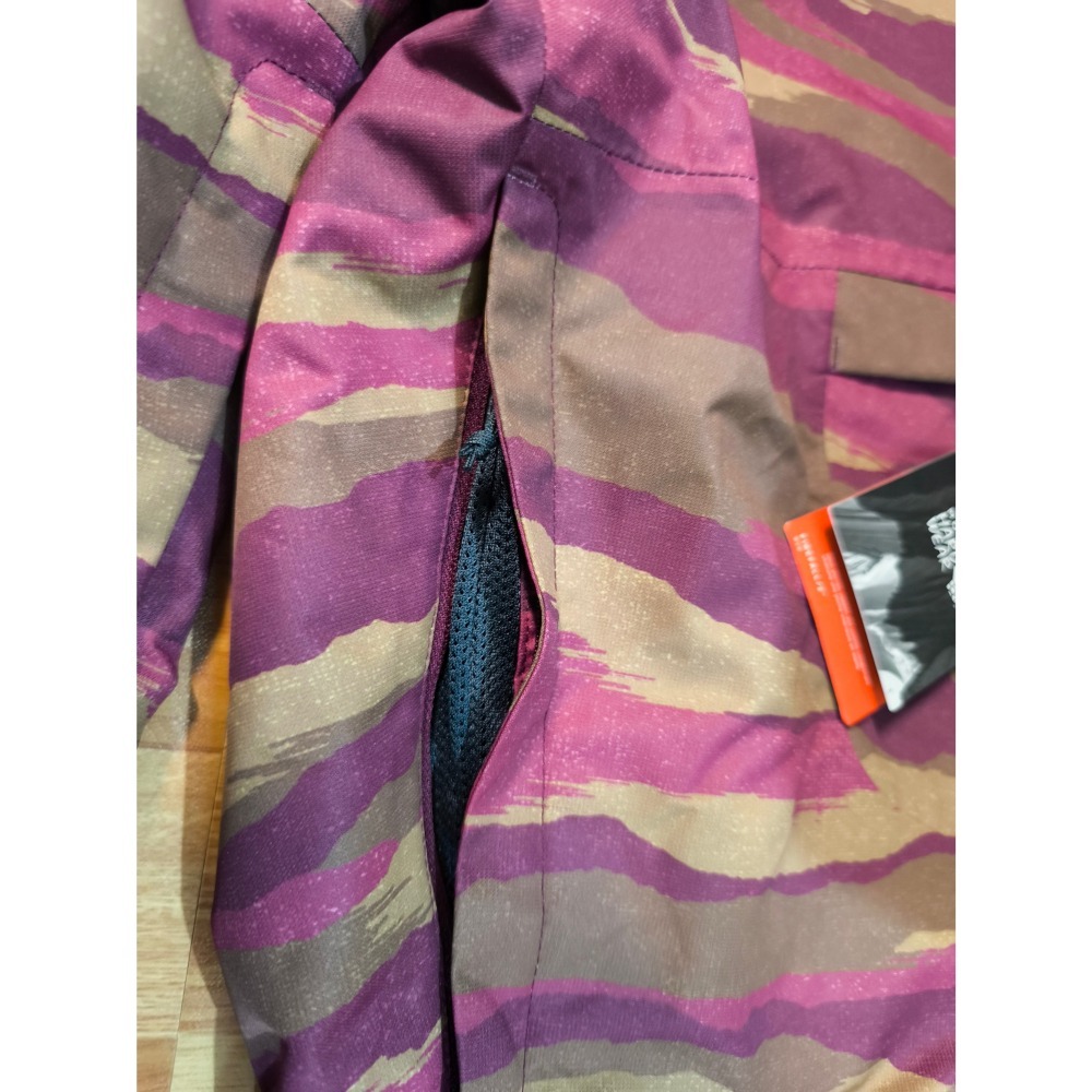 全新正品 Mountain Hardwear 吊帶褲 雪褲 滑雪 滑雪褲-細節圖7