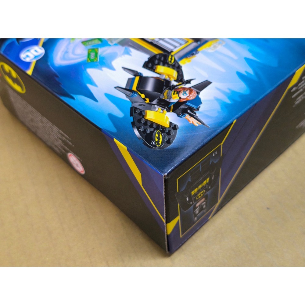 LEGO 樂高 蝙蝠洞：蝙蝠俠與蝙蝠女vs小丑 76272 全新未拆 雙北面交-細節圖4