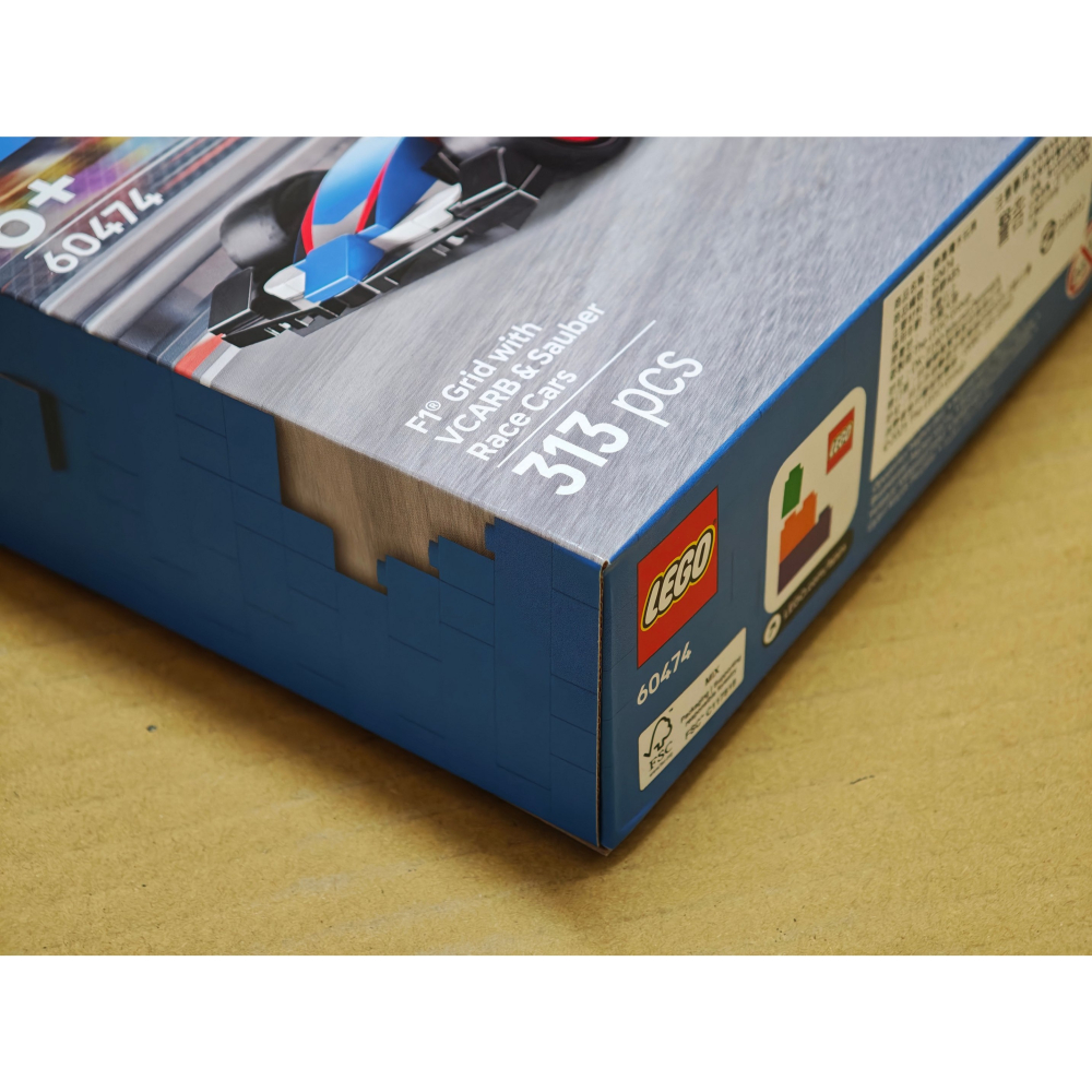 LEGO 樂高 F1 起跑區與 VCARB 和 Sauber 賽車 60474 全新未拆 雙北面交-細節圖2