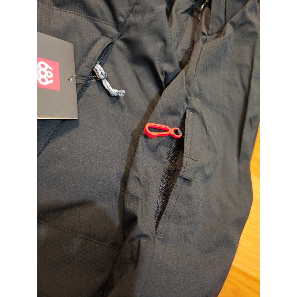 全新正品 686 滑雪 外套 雪衣 滑雪外套 (黑色)-細節圖9