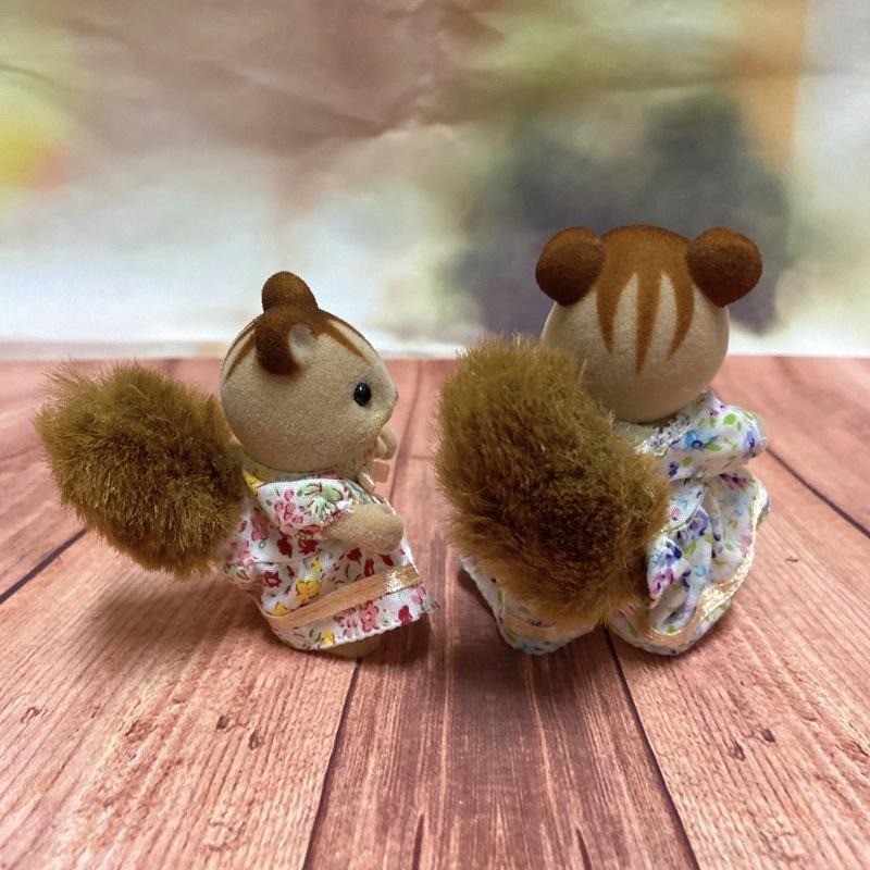 《森入其境》絕版 全新森林家族 家家酒 絕版 手可持物紅松鼠 黃松鼠 花栗鼠-細節圖3