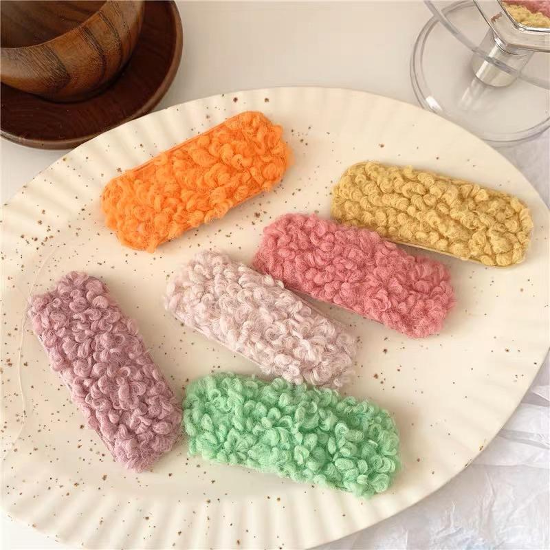 [現貨]仿泰迪熊毛毛髮夾 羊羔毛髮夾 女孩碎髮邊夾 毛茸茸瀏海夾-細節圖4