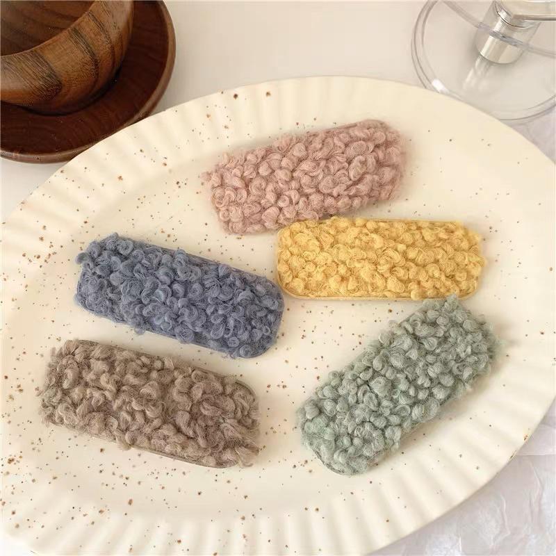 [現貨]仿泰迪熊毛毛髮夾 羊羔毛髮夾 女孩碎髮邊夾 毛茸茸瀏海夾-細節圖5