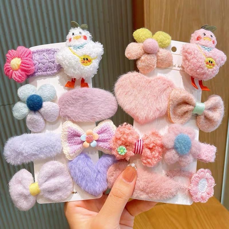 [現貨]寶寶日系毛茸茸布藝髮夾(8件組)  兒童不傷髮小髮夾 女童可愛髮飾-細節圖3