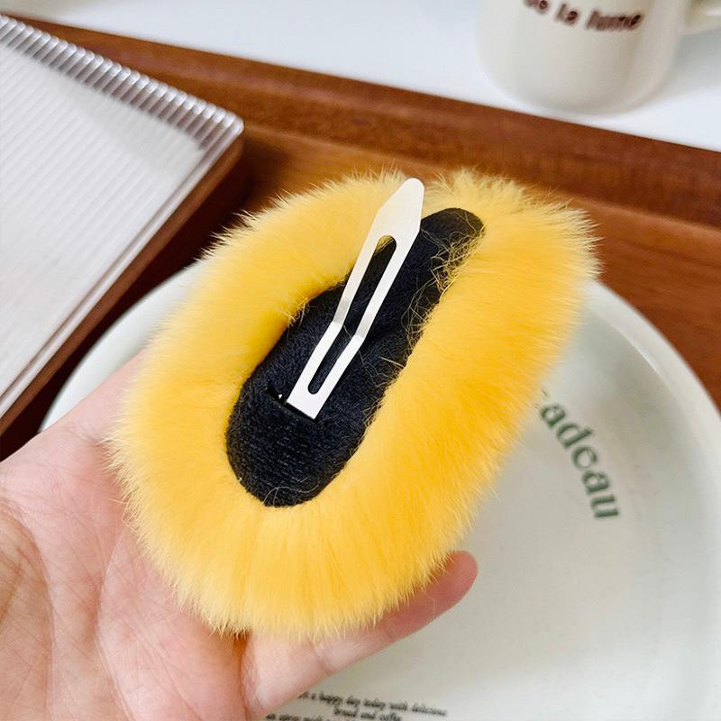 [現貨]毛茸茸芒果大髮夾 兔毛髮夾 芒狗女孩碎髮邊夾 毛絨絨瀏海夾-細節圖4