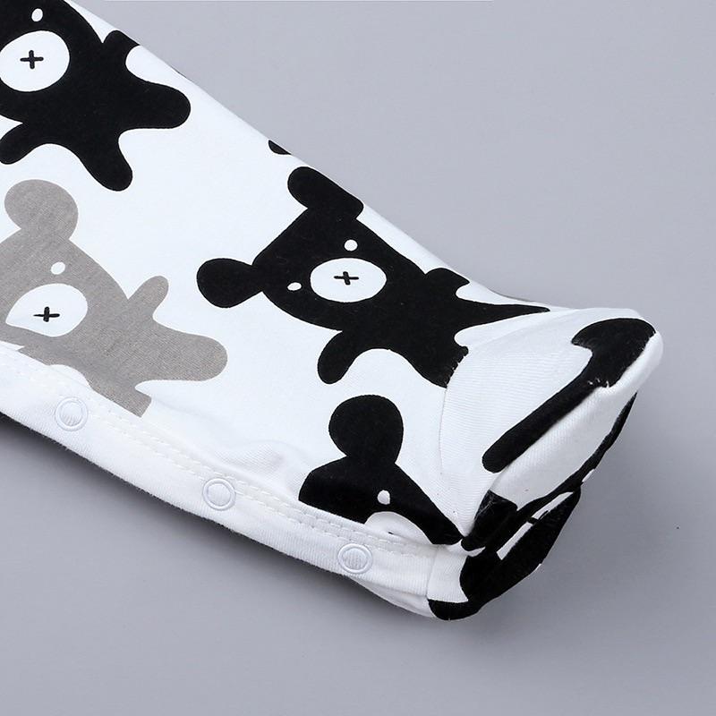 [現貨]歐美風寶寶純棉包腳爬服 長袖兔裝 滿版印花包屁衣-細節圖5