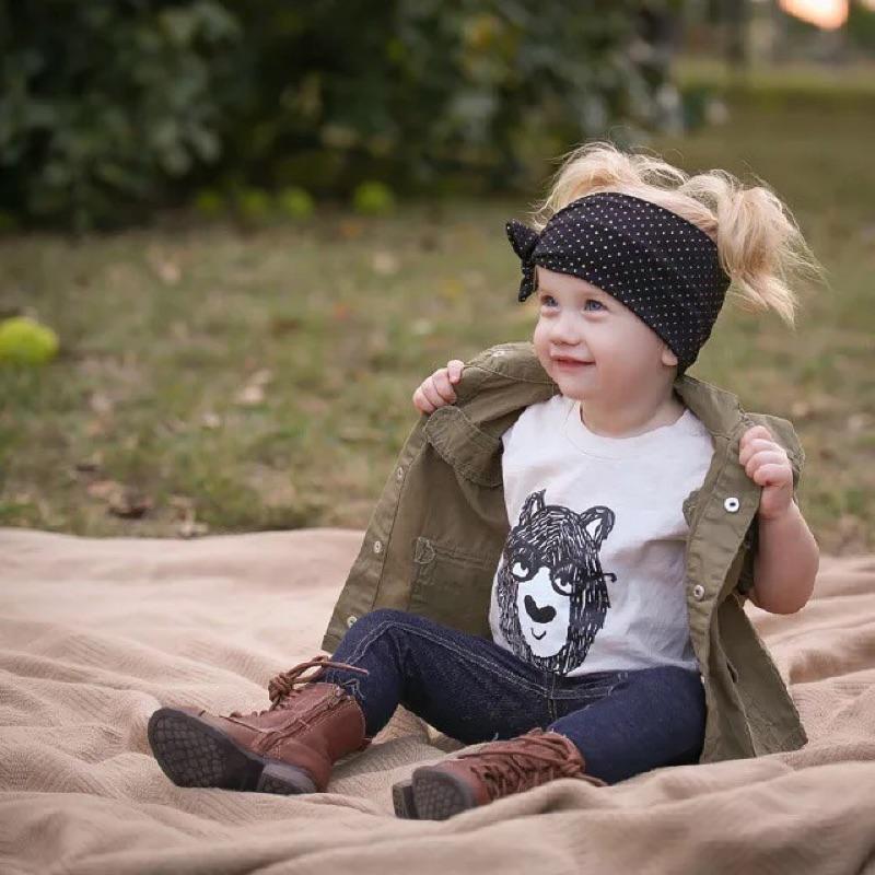 [現貨]歐美風可愛小怪獸寶寶純棉短袖套裝(上衣+褲子）-細節圖9