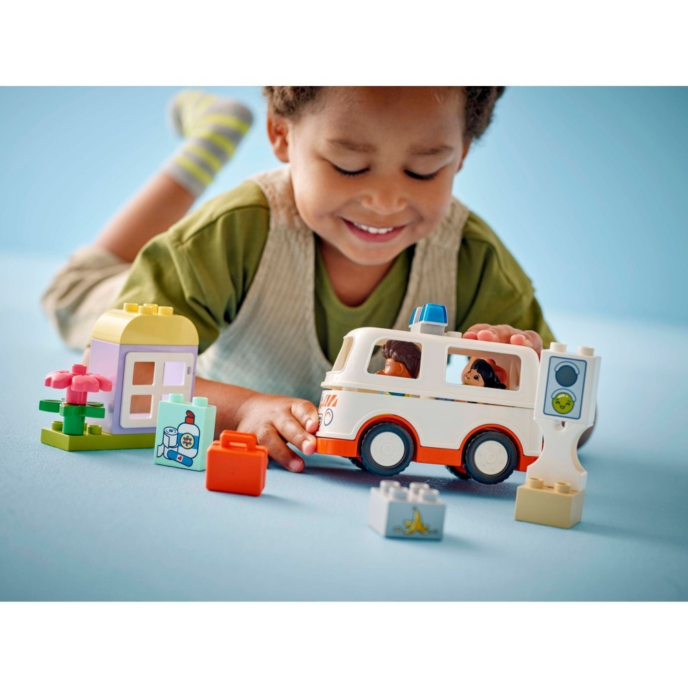 [ 必買站 ] LEGO 10447 救護車和駕駛員 DUPLO 系列-細節圖7