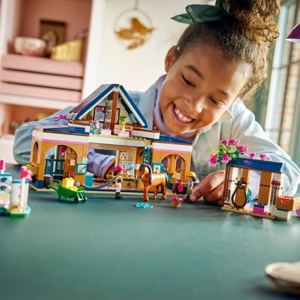 [ 必買站 ] LEGO 42688 馬廄和馬術學院-細節圖6