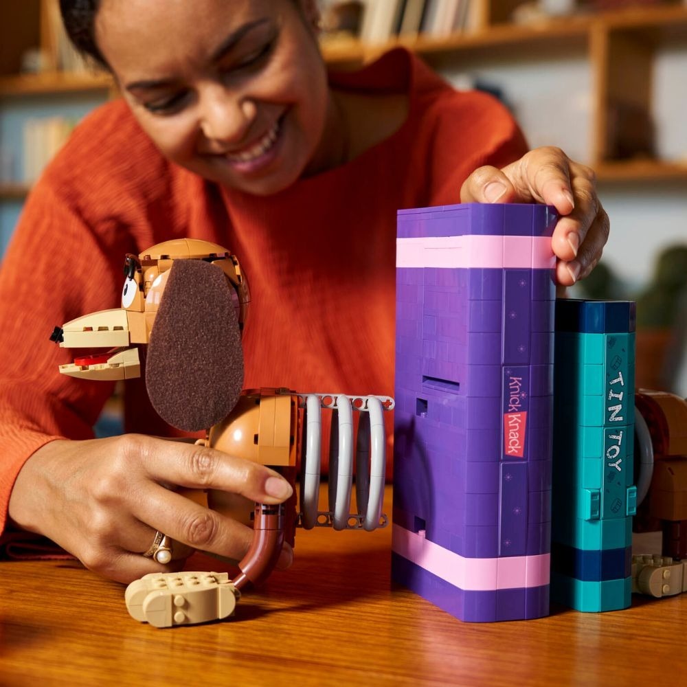 [ 必買站 ] LEGO 43301 玩具總動員彈簧狗書擋 Toy Story Slinky Dog Bookends-細節圖10