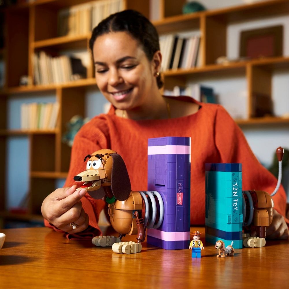 [ 必買站 ] LEGO 43301 玩具總動員彈簧狗書擋 Toy Story Slinky Dog Bookends-細節圖11
