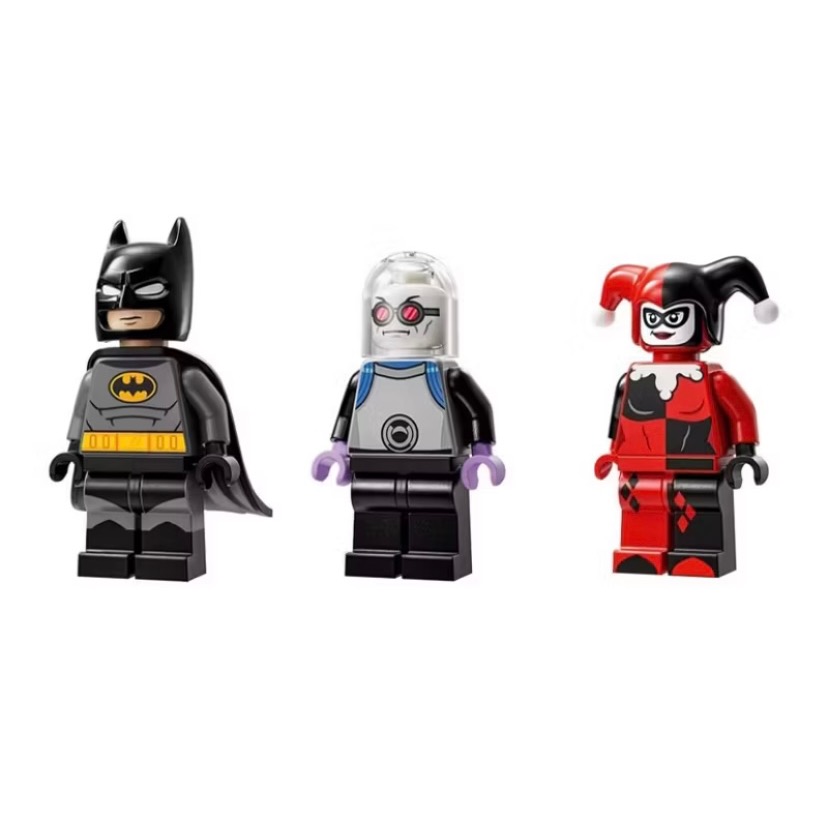 ￼［小一］【LEGO樂高】DC超級英雄系列 76274 蝙蝠俠駕駛蝙蝠車決戰小丑女和急凍人-細節圖4