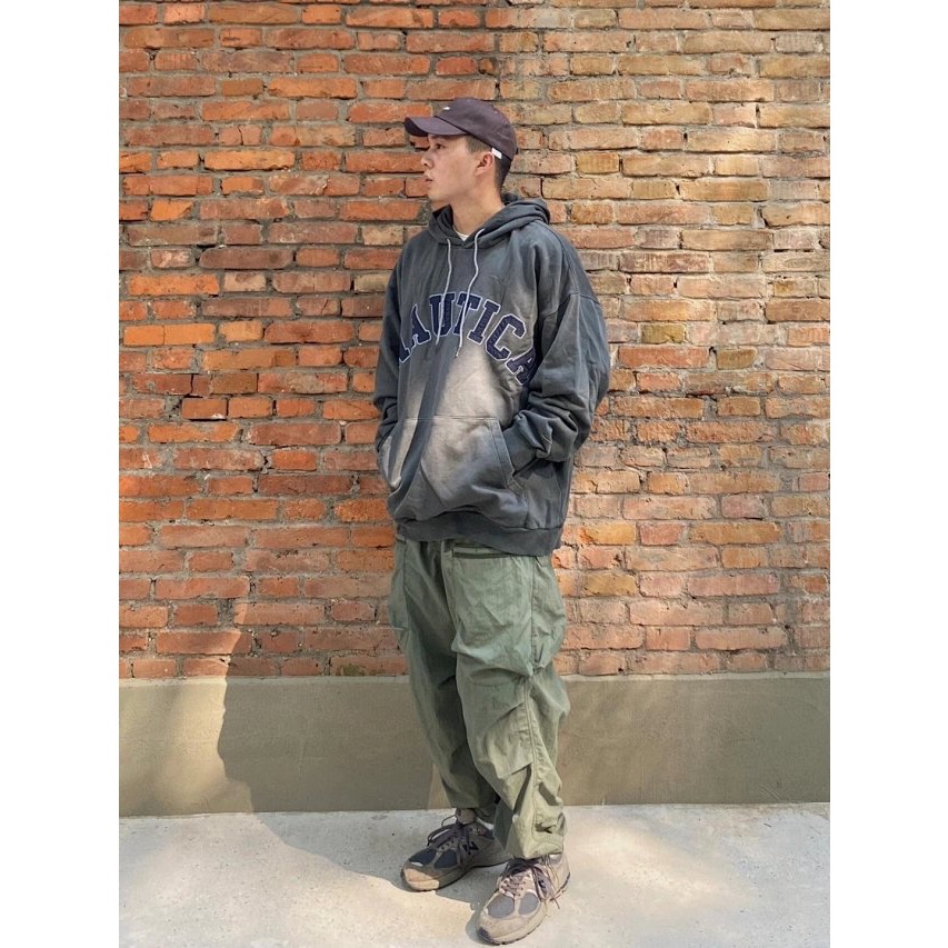 ❤️星光衫悅❤️Nautica長谷川 大刺繡字母Logo廓形寬鬆版型水洗純棉毛圈長袖套頭帽衫水洗卡其經典必入款a24-細節圖4