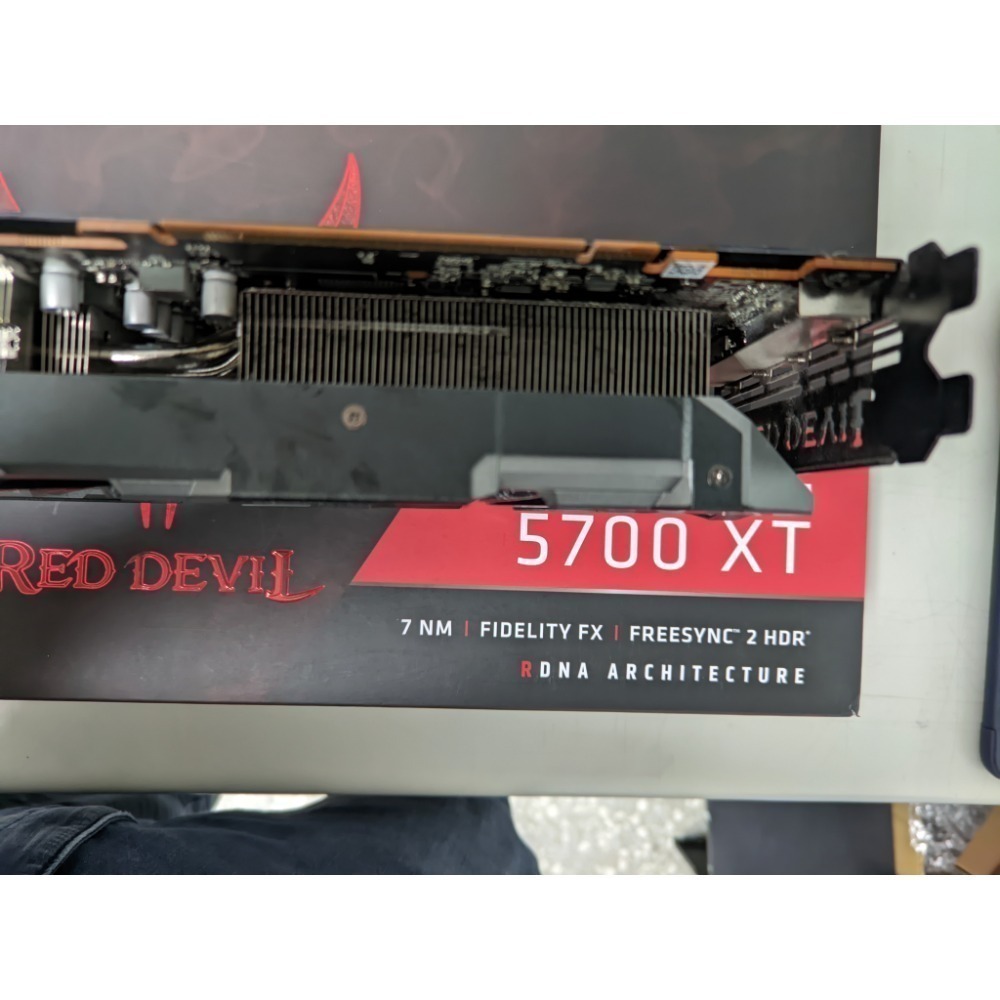 撼訊 紅魔 5700XT 8G 二手 保內-細節圖5